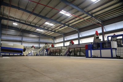 這家南印度塑料回收工廠投產(chǎn)了,每小時(shí)可處理1噸廢塑料
